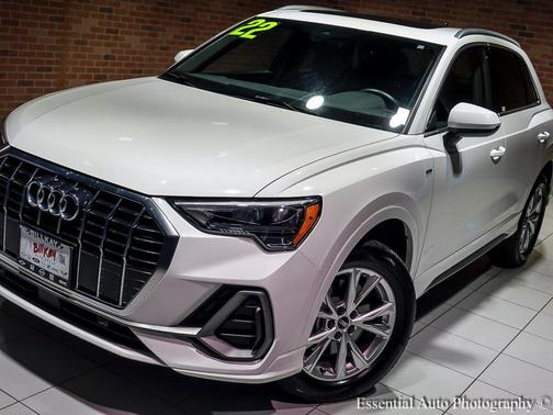 2022 Audi Q3 45 S line Premium