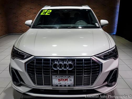 2022 Audi Q3 45 S line Premium