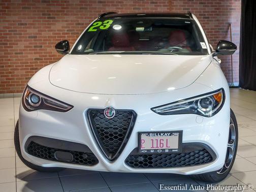 2023 Alfa Romeo Stelvio Veloce AWD