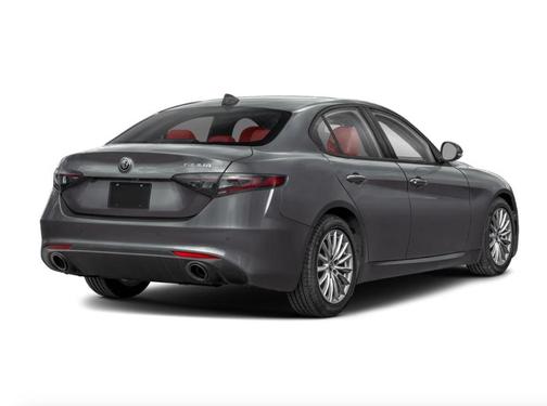 Moonlight Gray Metallic 2024 Alfa Romeo Giulia Ti