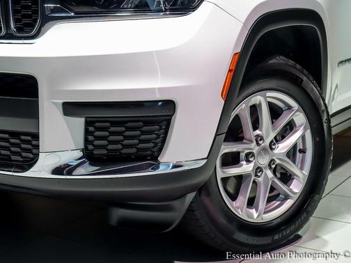 2022 Jeep Grand Cherokee L Laredo