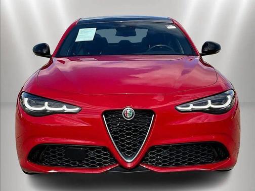 Alfa Rosso 2024 Alfa Romeo Giulia Ti