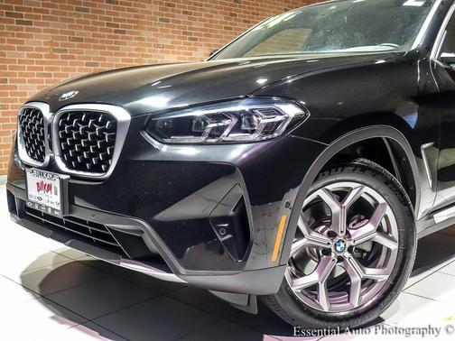 2024 BMW X4 xDrive30i
