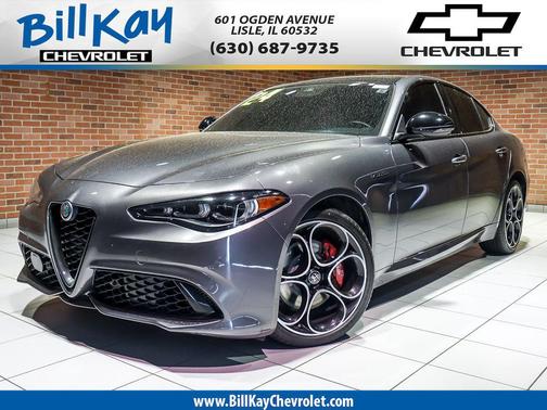 Vesuvio Gray Metallic 2024 Alfa Romeo Giulia Veloce AWD