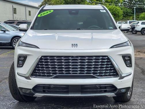 2025 Buick Enclave Avenir FWD