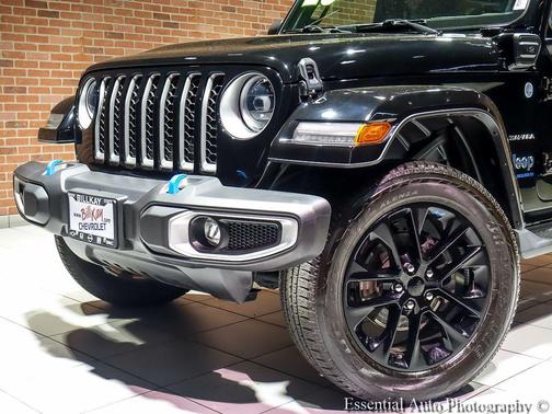 Black Clearcoat 2023 Jeep Wrangler 4xe Sahara