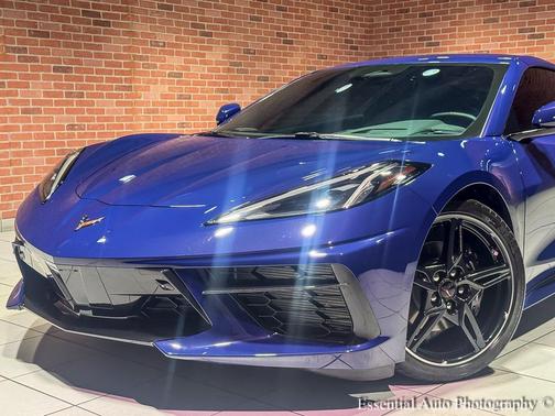 2025 Chevrolet Corvette Stingray w/2LT