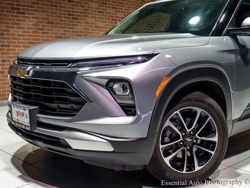 Sterling Gray Metallic 2026 Chevrolet Trailblazer LT