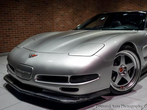 2004 Chevrolet Corvette Base
