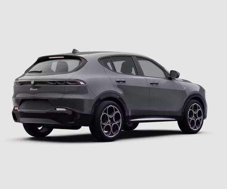 Moonlight Gray Metallic 2024 Alfa Romeo Stelvio Ti