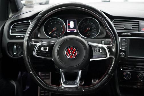 2017 Volkswagen Golf GTI 2.0T S 4-Door