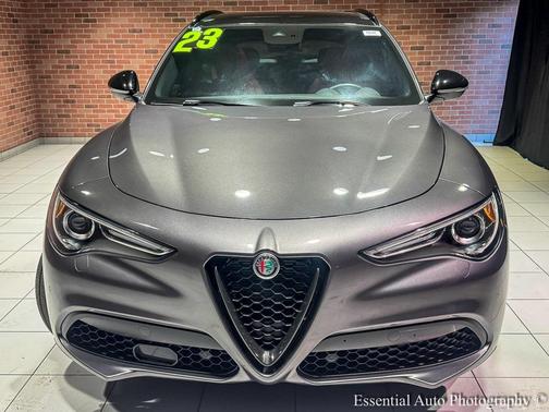 2023 Alfa Romeo Stelvio Veloce AWD