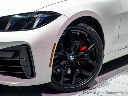 Alpine White 2025 BMW M440 i xDrive