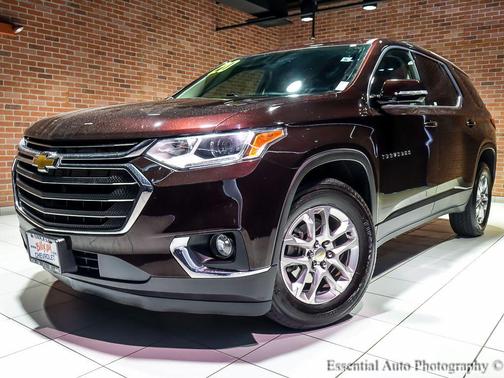 Black Cherry Metallic 2020 Chevrolet Traverse LT Cloth