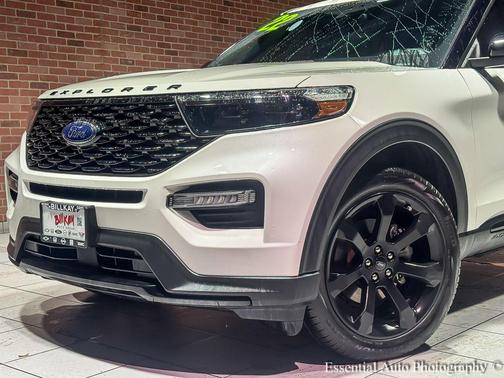 2022 Ford Explorer ST-Line