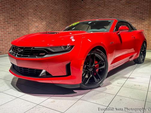 2023 Chevrolet Camaro RWD Convertible LT1