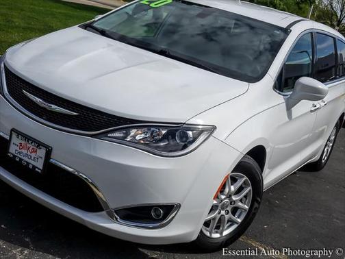 2020 Chrysler Pacifica Touring