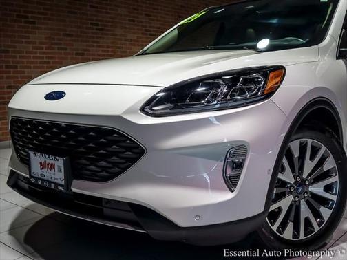2020 Ford Escape Titanium