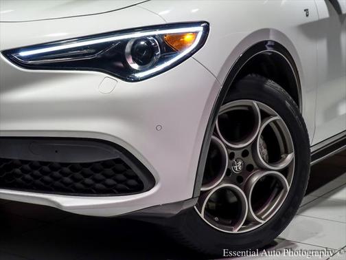2022 Alfa Romeo Stelvio Ti