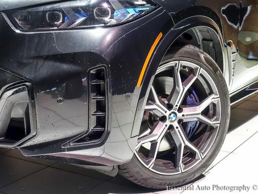 2026 BMW X5 M60i