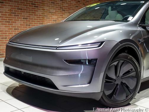 Stealth Grey 2026 Tesla Model Y Premium Rear-Wheel Drive