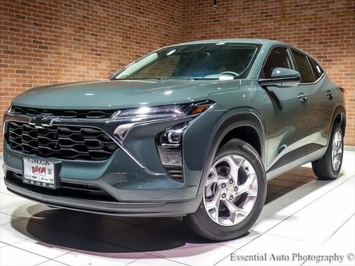 2025 Chevrolet Trax LS