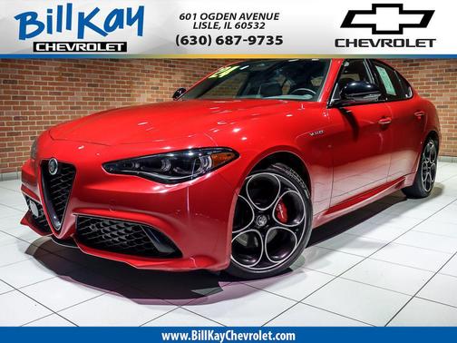 Alfa Rosso 2024 Alfa Romeo Giulia Veloce AWD