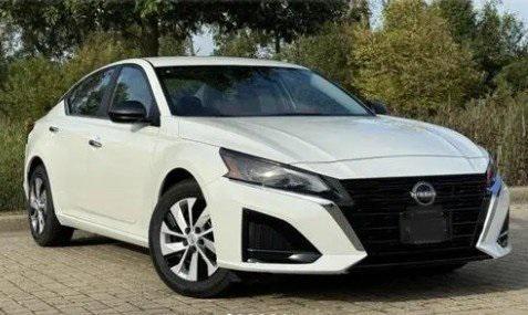 2025 Nissan Altima SR AWD