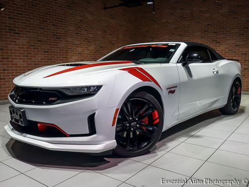 2023 Chevrolet Camaro RWD Convertible LT1