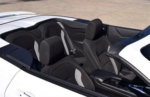 2023 Chevrolet Camaro RWD Convertible LT1