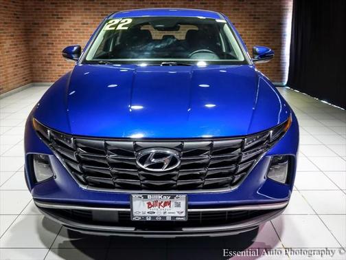 2022 Hyundai TUCSON SE
