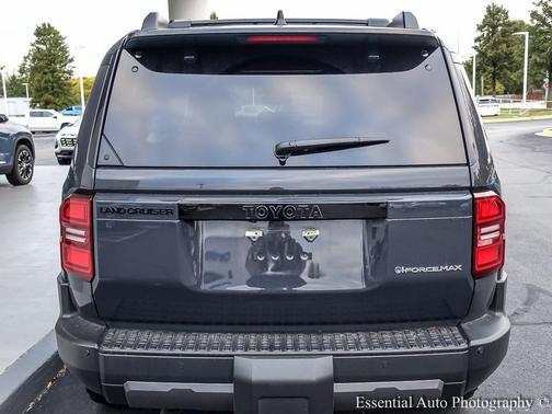 2025 Toyota Land Cruiser Base