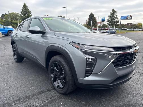 2024 Chevrolet Trax LS