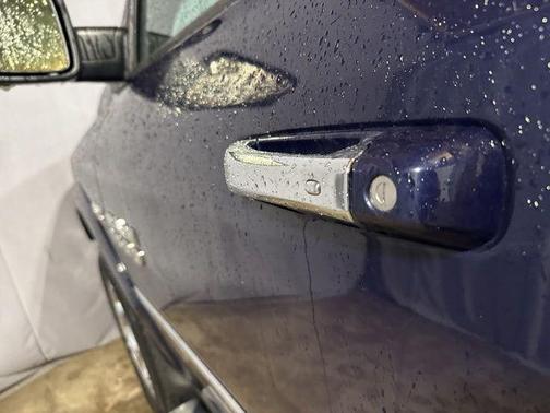True Blue Pearlcoat 2017 RAM 1500 Laramie
