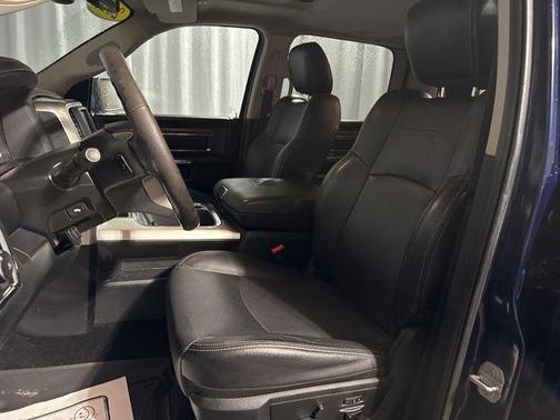 True Blue Pearlcoat 2017 RAM 1500 Laramie