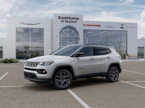 Silver Zynith Metallic Clearcoat 2026 Jeep Compass Limited
