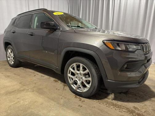 2022 Jeep Compass Latitude Lux