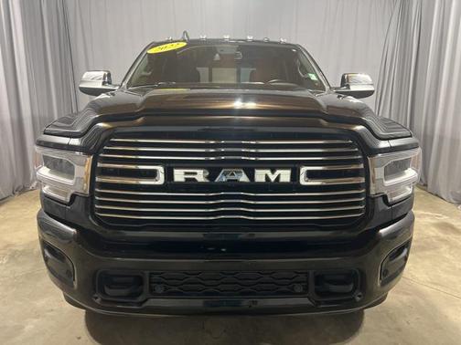 2022 RAM 2500 Laramie Crew Cab 4x4 6'4' Box