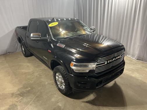 2022 RAM 2500 Laramie Crew Cab 4x4 6'4' Box