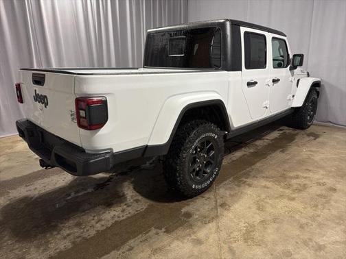 2026 Jeep Gladiator Willys 4x4