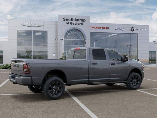2026 RAM 2500 Black Express Crew Cab 4x4 8' Box