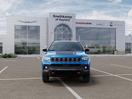 Hydro Blue Pearlcoat 2026 Jeep Compass Trailhawk