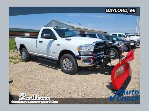 2022 RAM 2500 Tradesman Regular Cab 4x4 8' Box