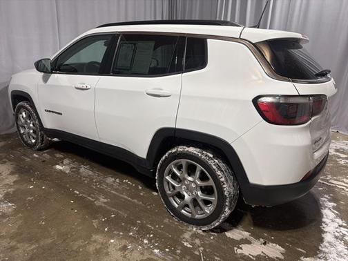 2022 Jeep Compass Latitude Lux