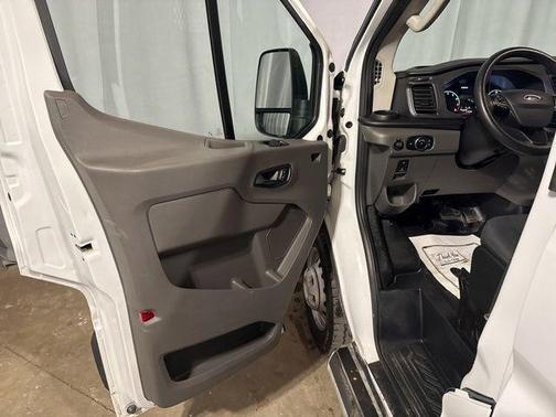 Oxford White 2024 Ford Transit-250 Base