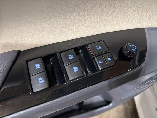 2017 Toyota Prius Four