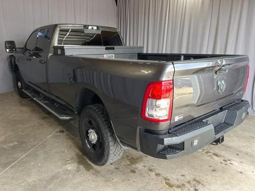 2023 RAM 3500 Tradesman Crew Cab 4x4 8' Box