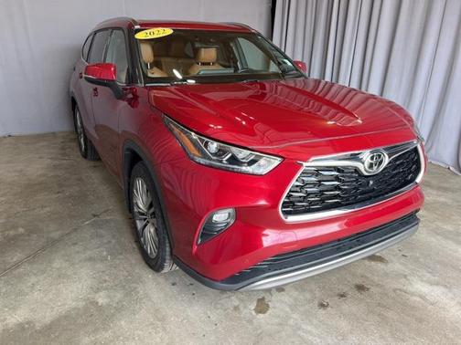 2022 Toyota Highlander Platinum
