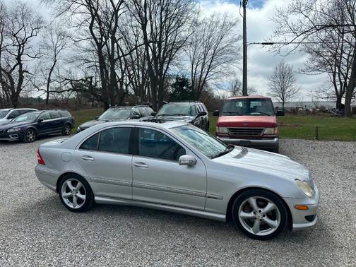 2005 Mercedes-Benz C-Class 