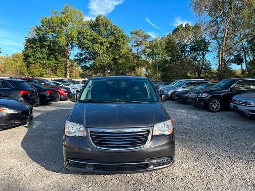 2015 Chrysler Town & Country Touring